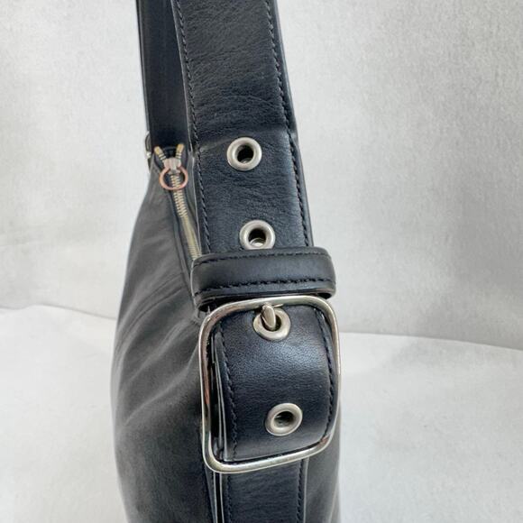 Coach Legacy Slim Duffle 9326 Black Leather Crossbody Shoulder Bag Vintage Y2K - Picture 13 of 16